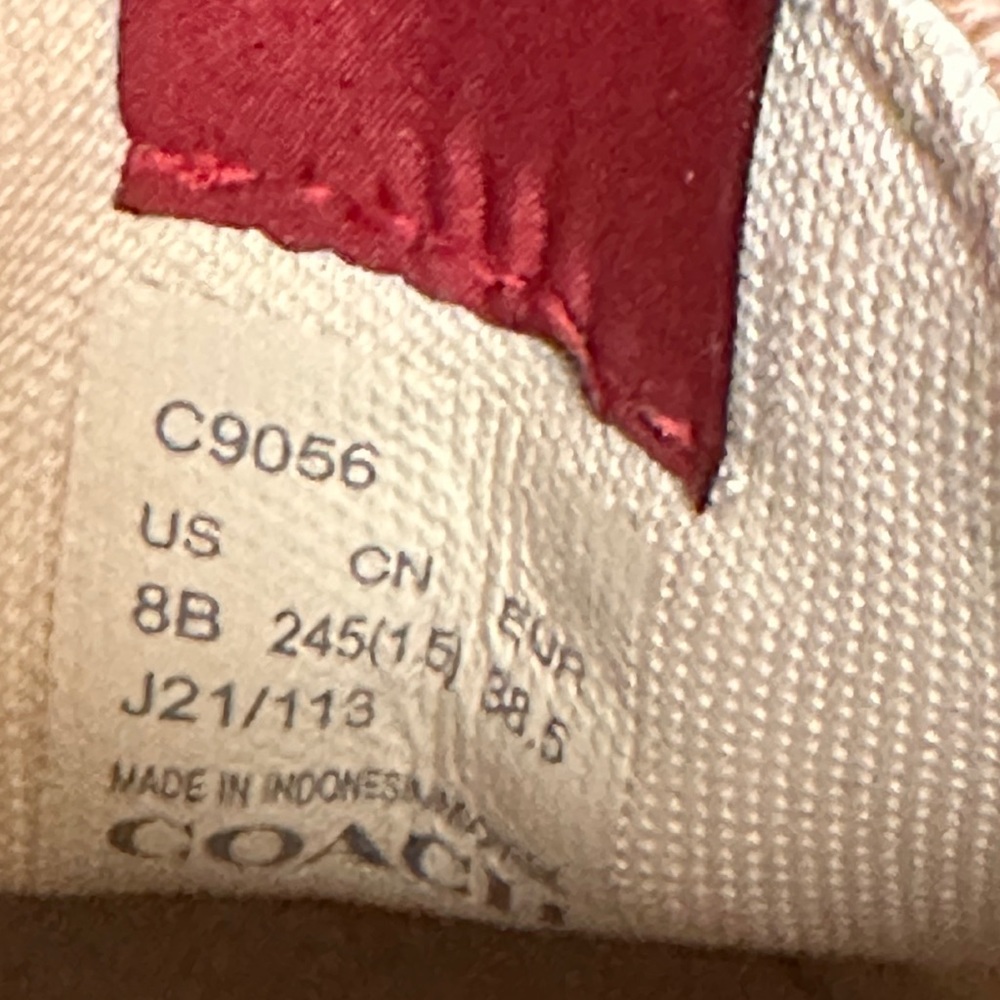 🌸NEW COACH Logo Heart ❤️ Print Leather Lace up Sneakers Sz 8 Without box Womens - Picture 14 of 15